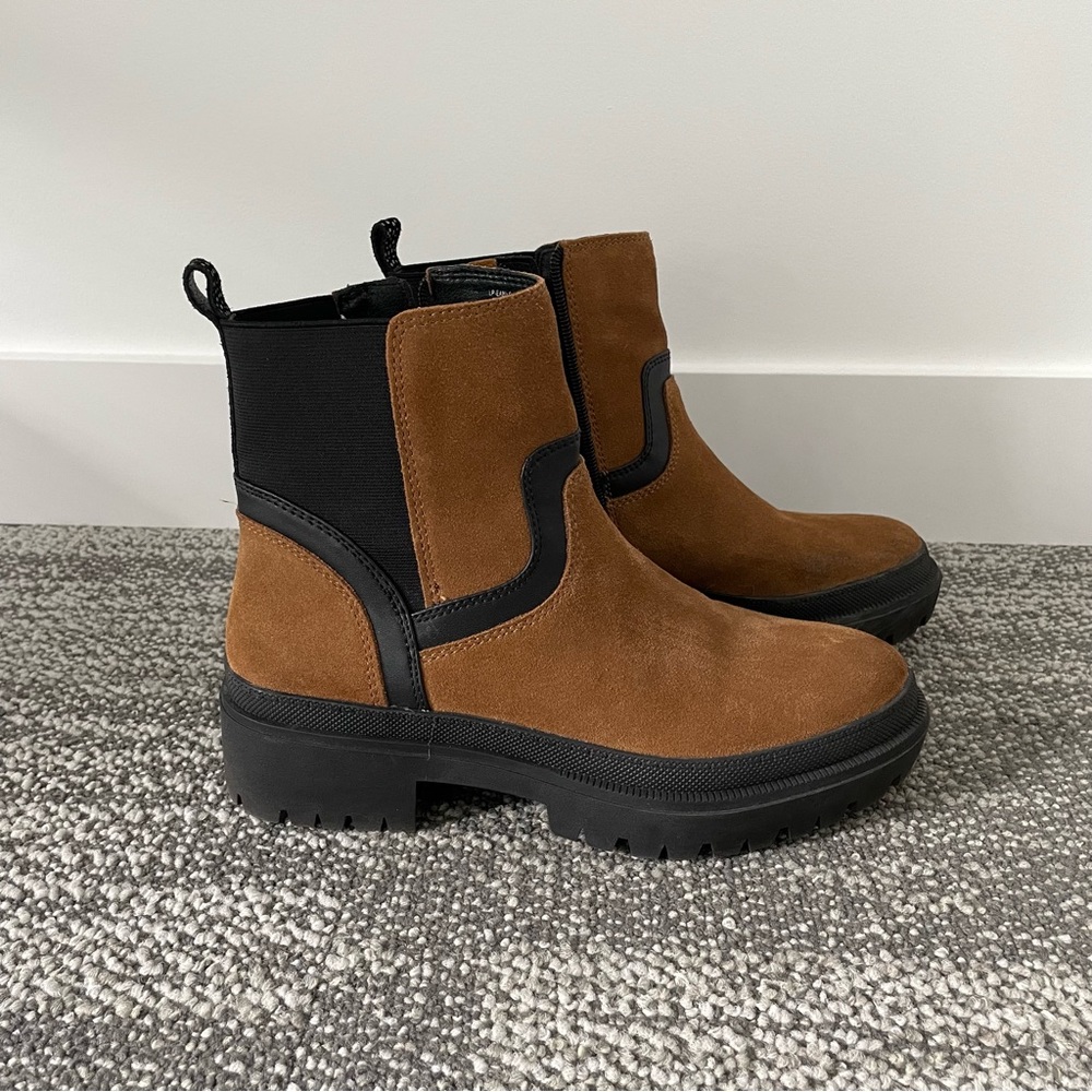 Light Brown/Tan Suede Leather Boot